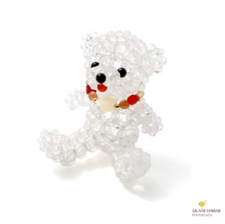 透明なビーズで作られた可愛らしいテディベア