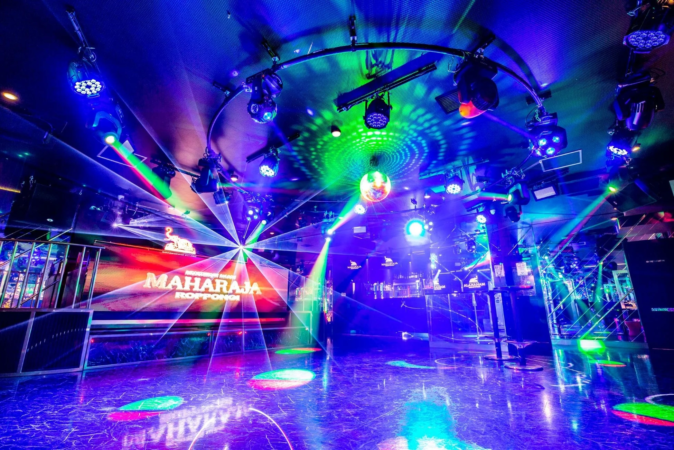 マハラジャ六本木のダンスフロア