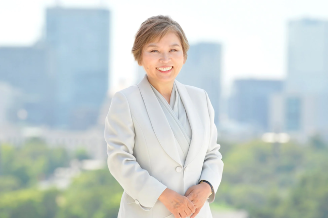 代表弁護士・中里妃沙子氏のポートレート