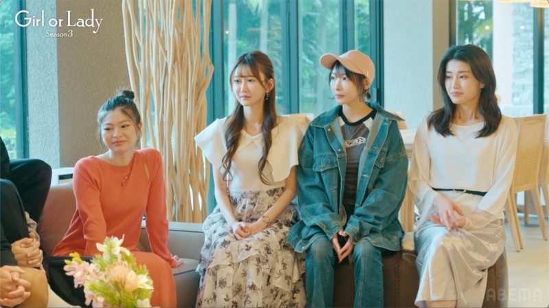 女性メンバーのグループショット