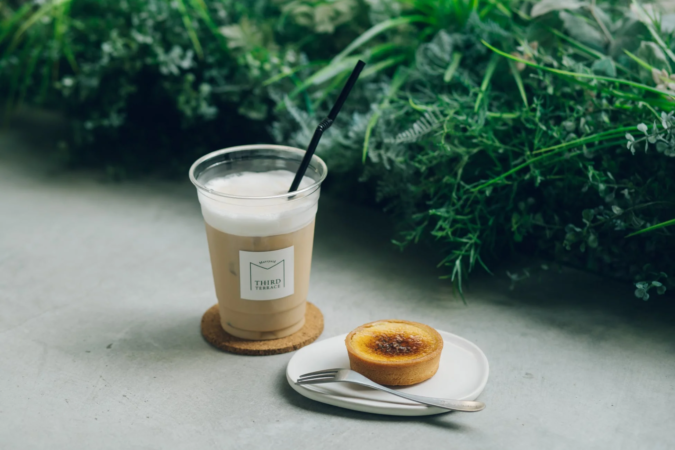 カフェラテとタルト