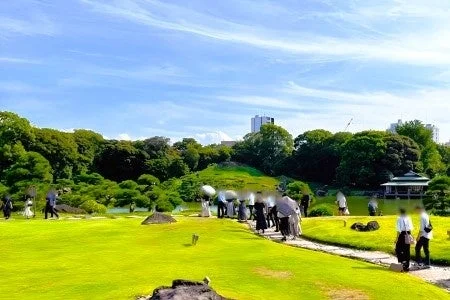 庭園散策の様子